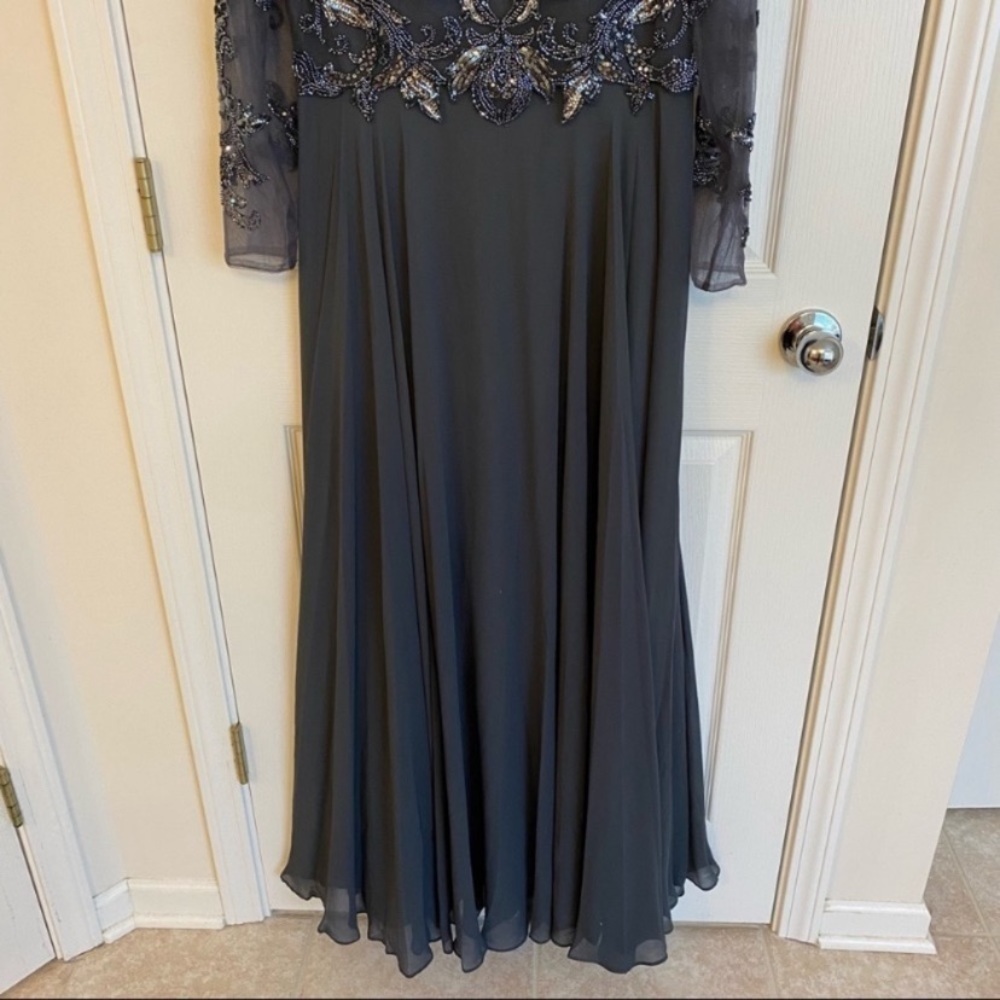 XSCAPE Women's Sequin Embellished Long Sleeve Boat Neck Chiffon Gown in Charcoal - Picture 2 of 9